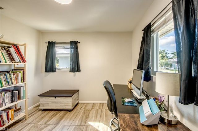 11443 Flint LN, Bokeelia, FL 33922