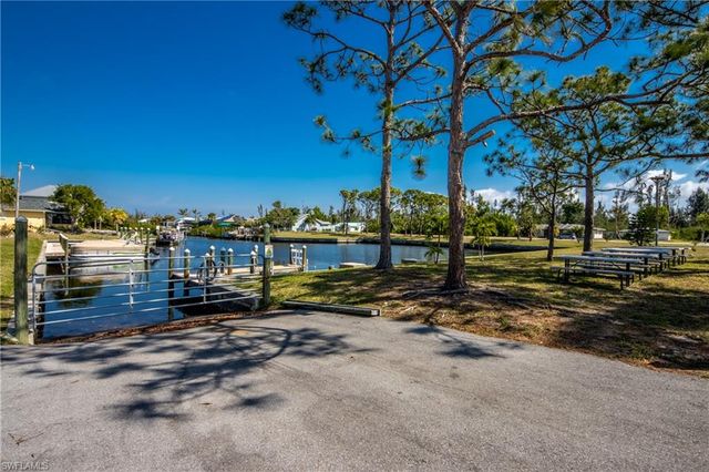 11443 Flint LN, Bokeelia, FL 33922