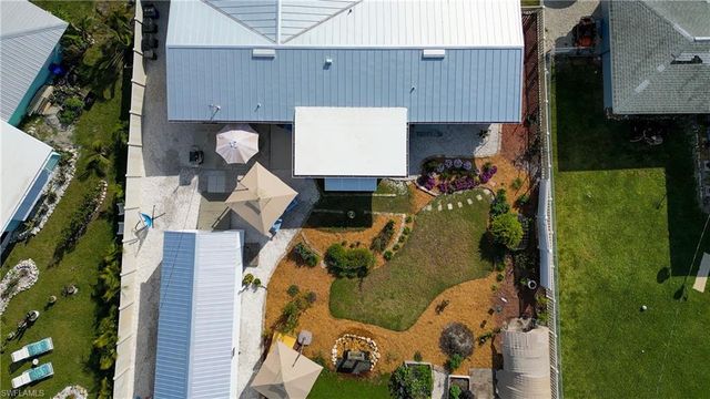 11443 Flint LN, Bokeelia, FL 33922