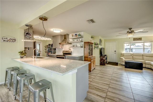 11443 Flint LN, Bokeelia, FL 33922