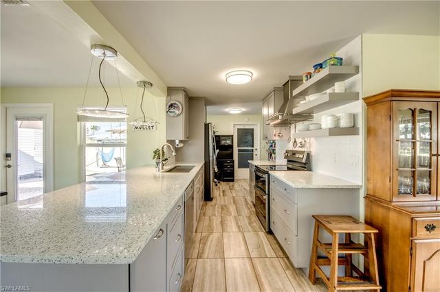 11443 Flint LN, Bokeelia, FL 33922