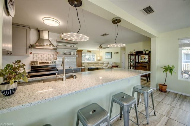 11443 Flint LN, Bokeelia, FL 33922