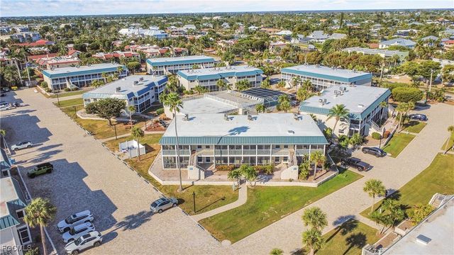 827 E Gulf DR K8, Sanibel, FL 33957