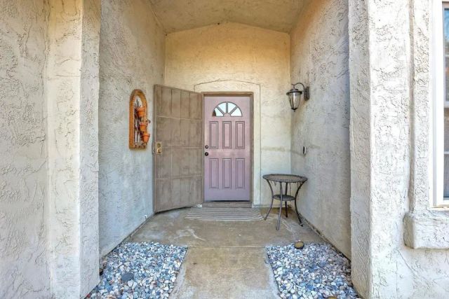 26030 Fox Run Ct, Murrieta, CA 92563