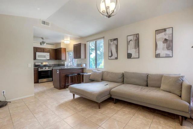 26030 Fox Run Ct, Murrieta, CA 92563