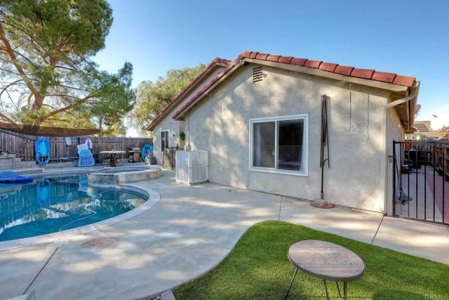 26030 Fox Run Ct, Murrieta, CA 92563