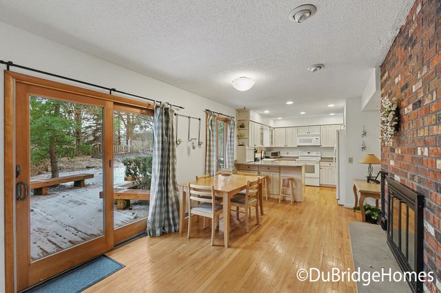 3101 Woodsboro Drive Ne, Grand Rapids Twp, MI 49525