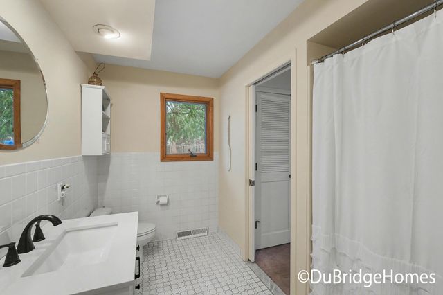 3101 Woodsboro Drive Ne, Grand Rapids Twp, MI 49525