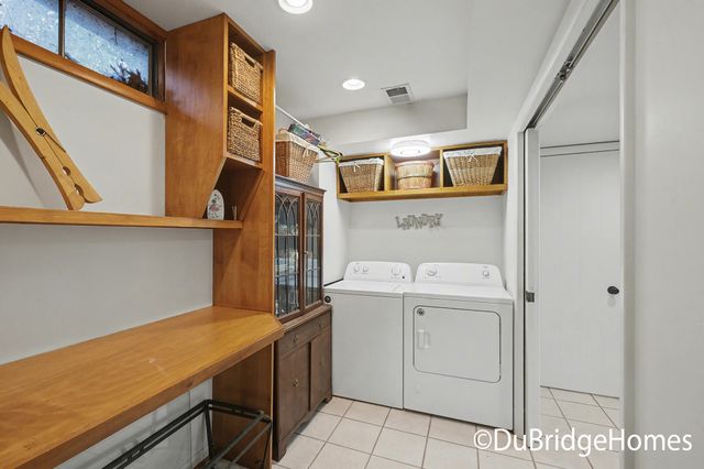 3101 Woodsboro Drive Ne, Grand Rapids Twp, MI 49525