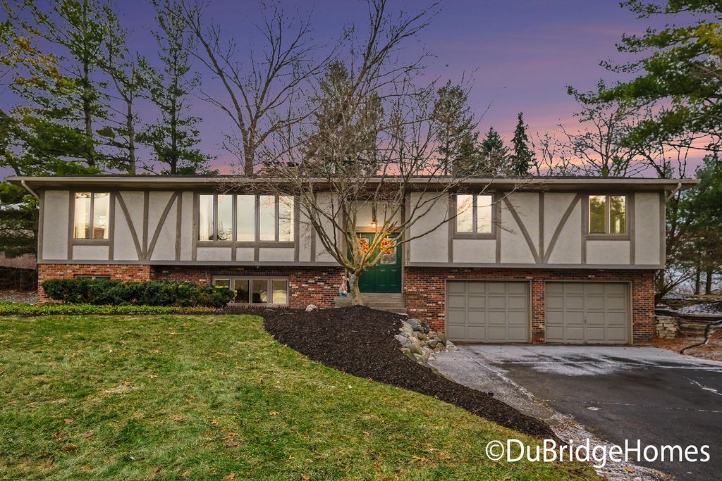 3101 Woodsboro Drive Ne, Grand Rapids Twp, MI 49525