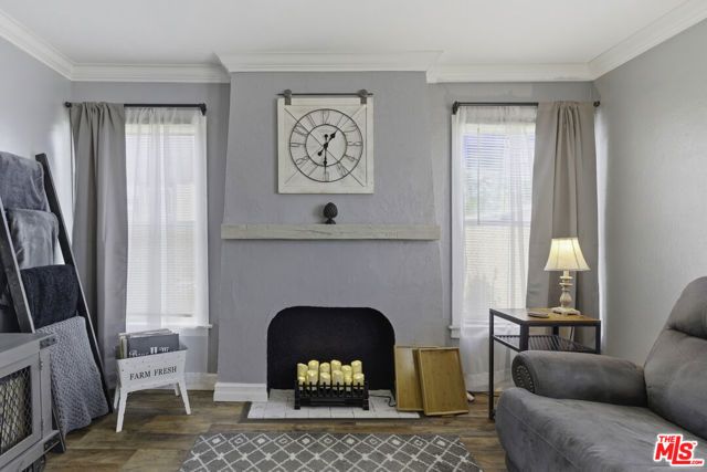 2901 California Avenue, Bakersfield, CA 93304