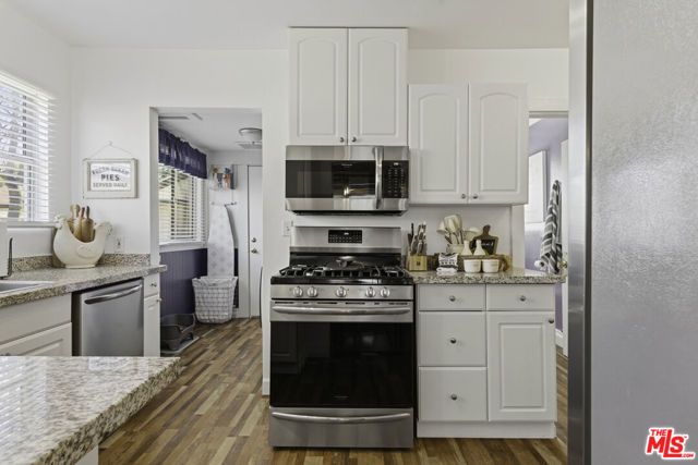 2901 California Avenue, Bakersfield, CA 93304