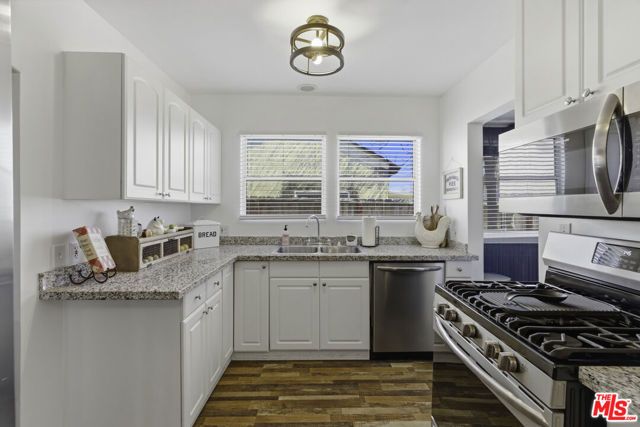 2901 California Avenue, Bakersfield, CA 93304