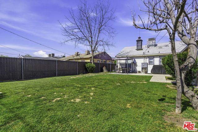 2901 California Avenue, Bakersfield, CA 93304