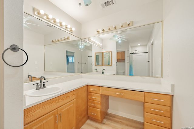 226 EDGE AVE, San Antonio, TX 78223