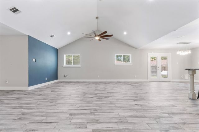 15151 Robin Trail, Conroe, TX 77302