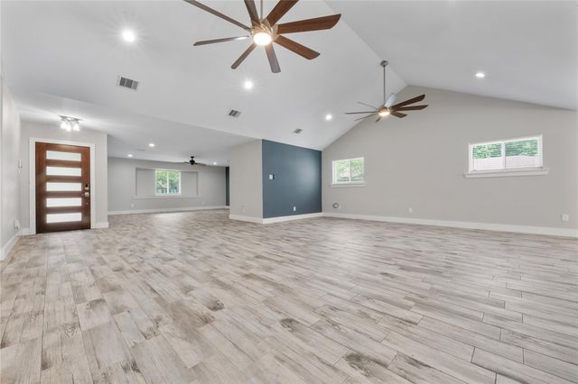 15151 Robin Trail, Conroe, TX 77302