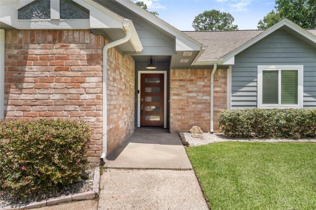 15151 Robin Trail, Conroe, TX 77302