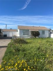 2235 Canyon, Costa Mesa, CA 92627