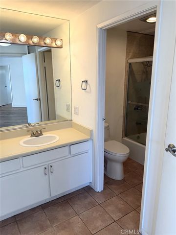 700 E Ocean 808, Long Beach, CA 90802