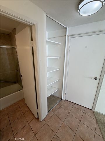 700 E Ocean 808, Long Beach, CA 90802