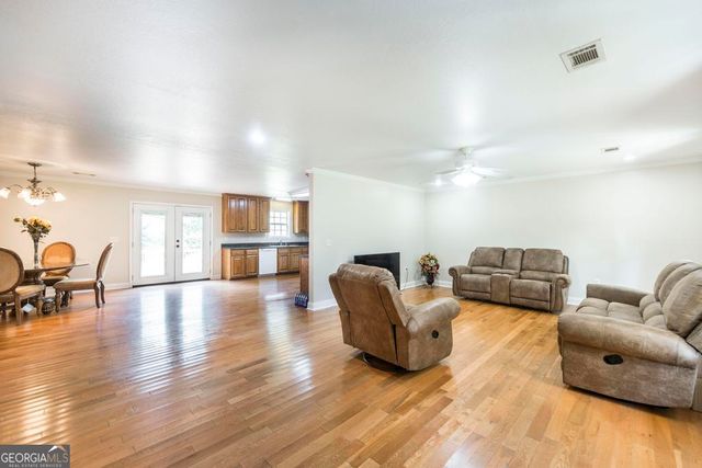 518 Pinegrove Drive, Dublin, GA 31021