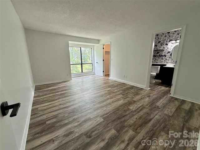 11023 Harrowfield Road, Charlotte, NC 28226