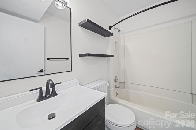 11023 Harrowfield Road, Charlotte, NC 28226