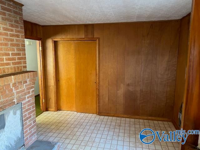 191 Mills Circle, Brownsboro, AL 35741