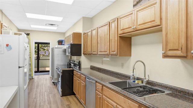 3949 37TH STREET COURT W, Bradenton, FL 34205