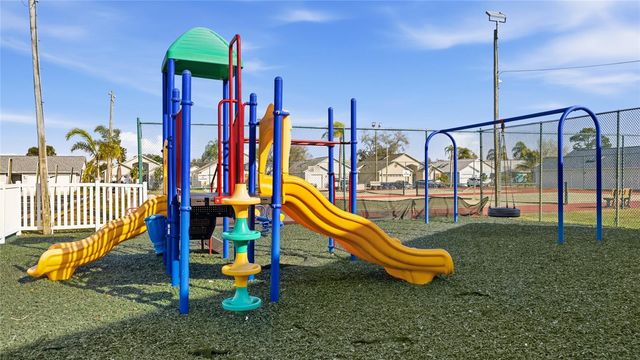 3949 37TH STREET COURT W, Bradenton, FL 34205