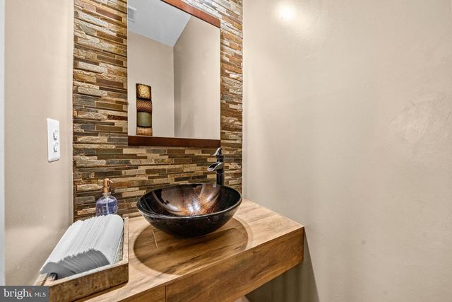 13042 TAVERNER LOOP, Woodbridge, VA 22192