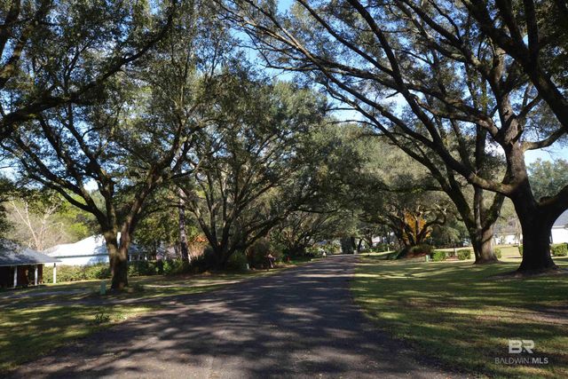 11878 Village Green Drive, Magnolia Springs, AL 36555