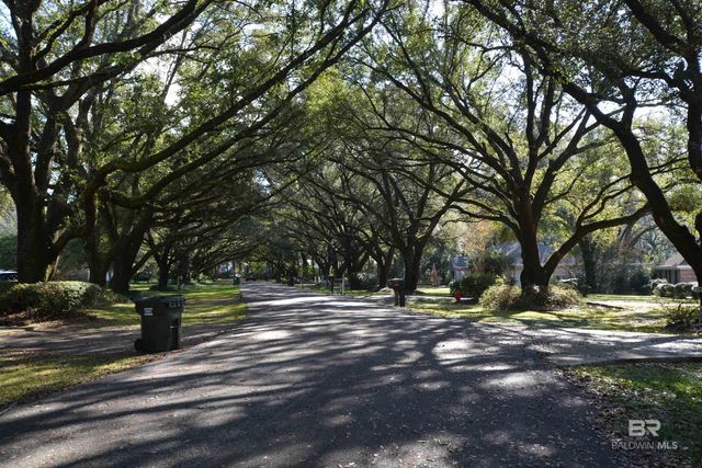 11878 Village Green Drive, Magnolia Springs, AL 36555