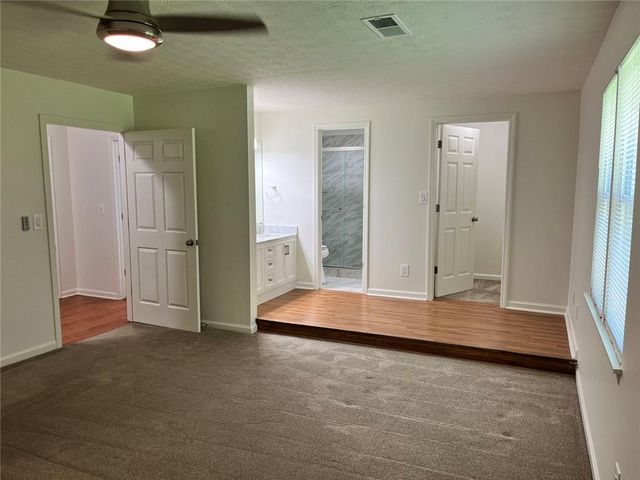 50 Parkmont Drive, Roswell, GA 30076