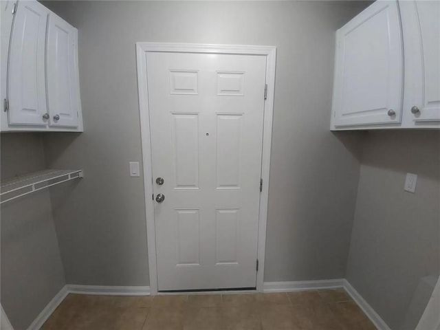 50 Parkmont Drive, Roswell, GA 30076