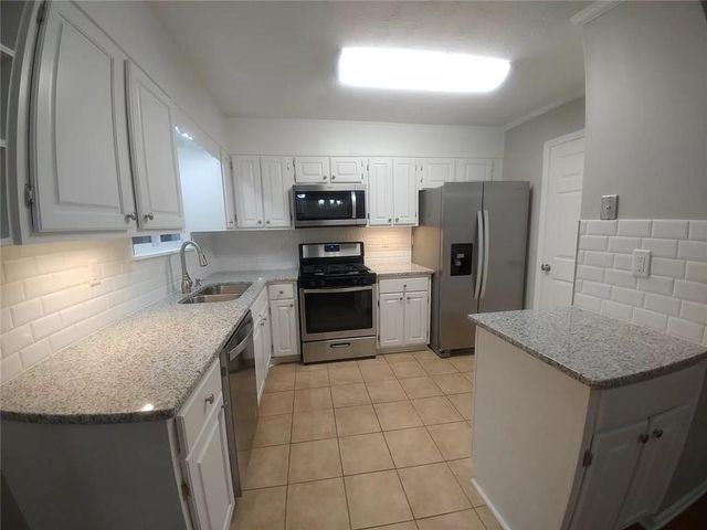 50 Parkmont Drive, Roswell, GA 30076
