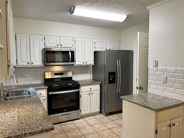 50 Parkmont Drive, Roswell, GA 30076