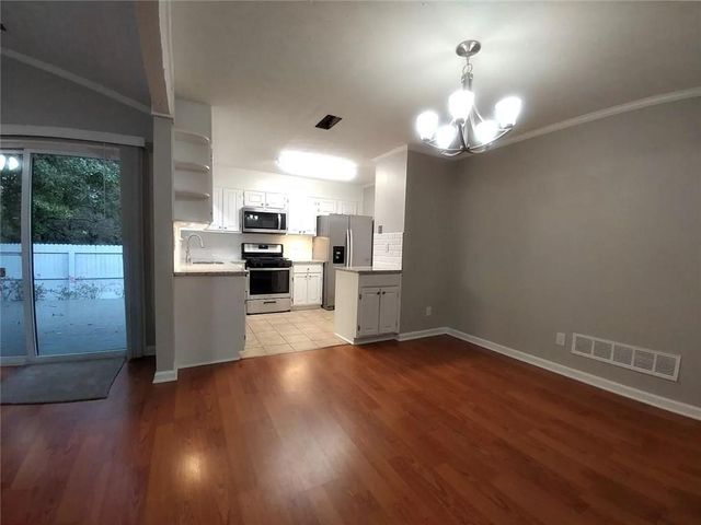 50 Parkmont Drive, Roswell, GA 30076