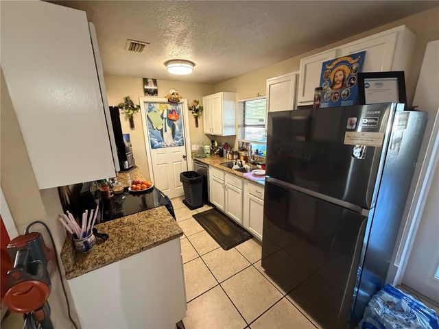 327 SALINA DRIVE, Altamonte Springs, FL 32701