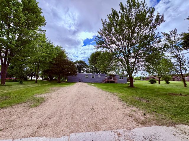 210 3rd Avenue SW, Baudette, MN 56623