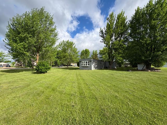 210 3rd Avenue SW, Baudette, MN 56623