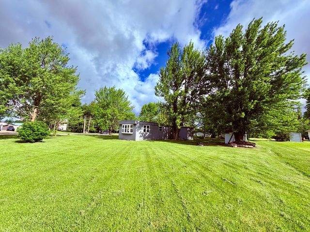 210 3rd Avenue SW, Baudette, MN 56623