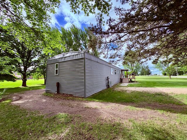 210 3rd Avenue SW, Baudette, MN 56623