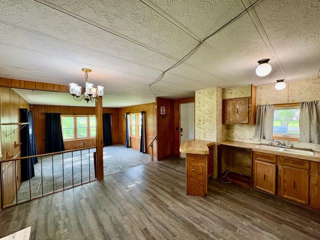 210 3rd Avenue SW, Baudette, MN 56623