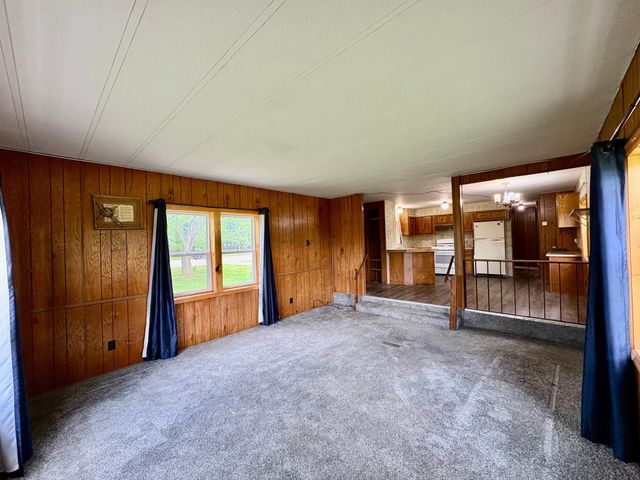 210 3rd Avenue SW, Baudette, MN 56623