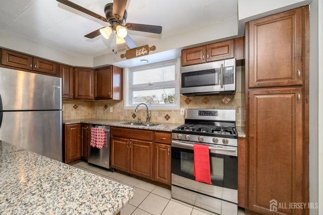 4 North Street, Spotswood, NJ 08884