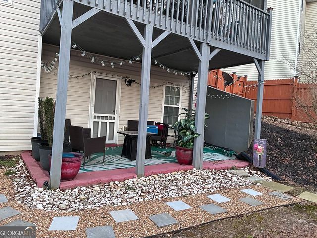 4323 Grove Lake Street, Loganville, GA 30052