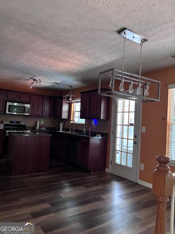 4323 Grove Lake Street, Loganville, GA 30052