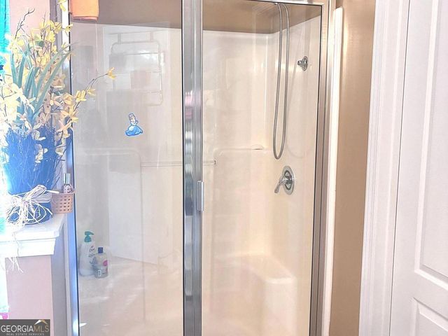 4323 Grove Lake Street, Loganville, GA 30052